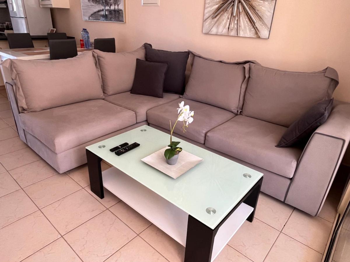 Royal Seacrest Residence Paphos 外观 照片