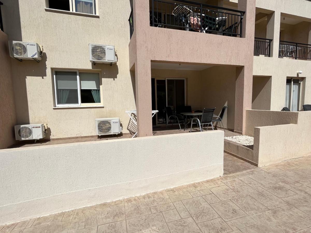 Royal Seacrest Residence Paphos 外观 照片