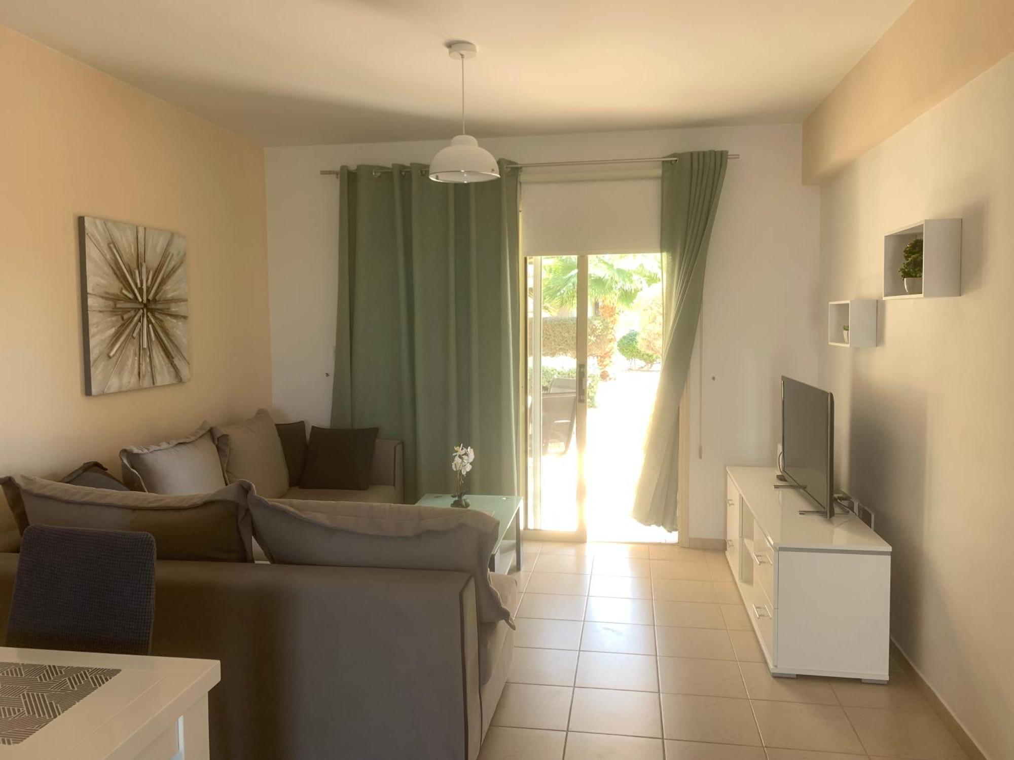Royal Seacrest Residence Paphos 外观 照片