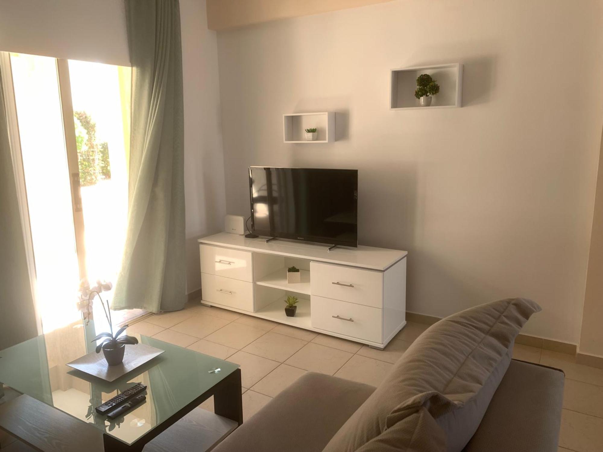 Royal Seacrest Residence Paphos 外观 照片