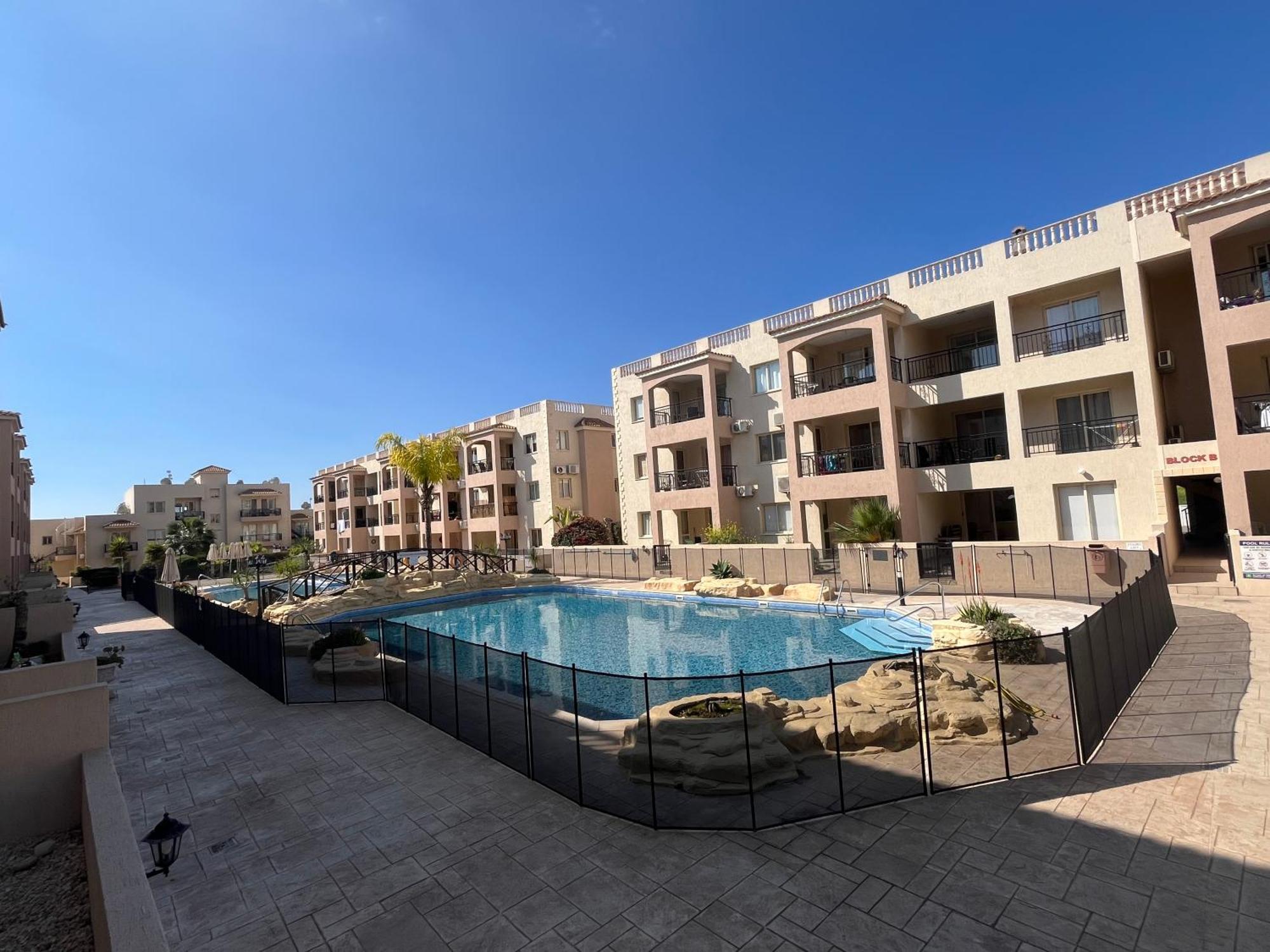 Royal Seacrest Residence Paphos 外观 照片