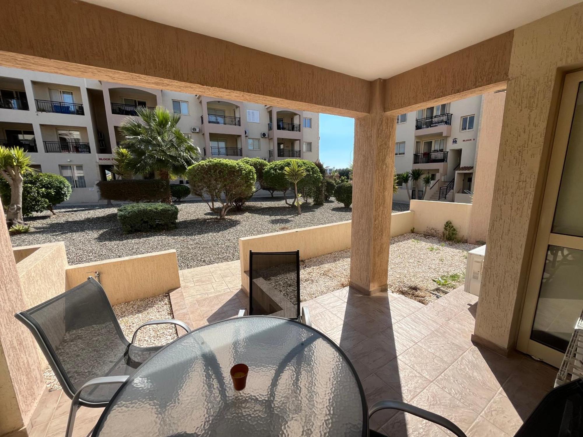 Royal Seacrest Residence Paphos 外观 照片
